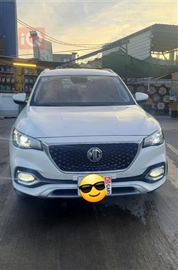MG HS